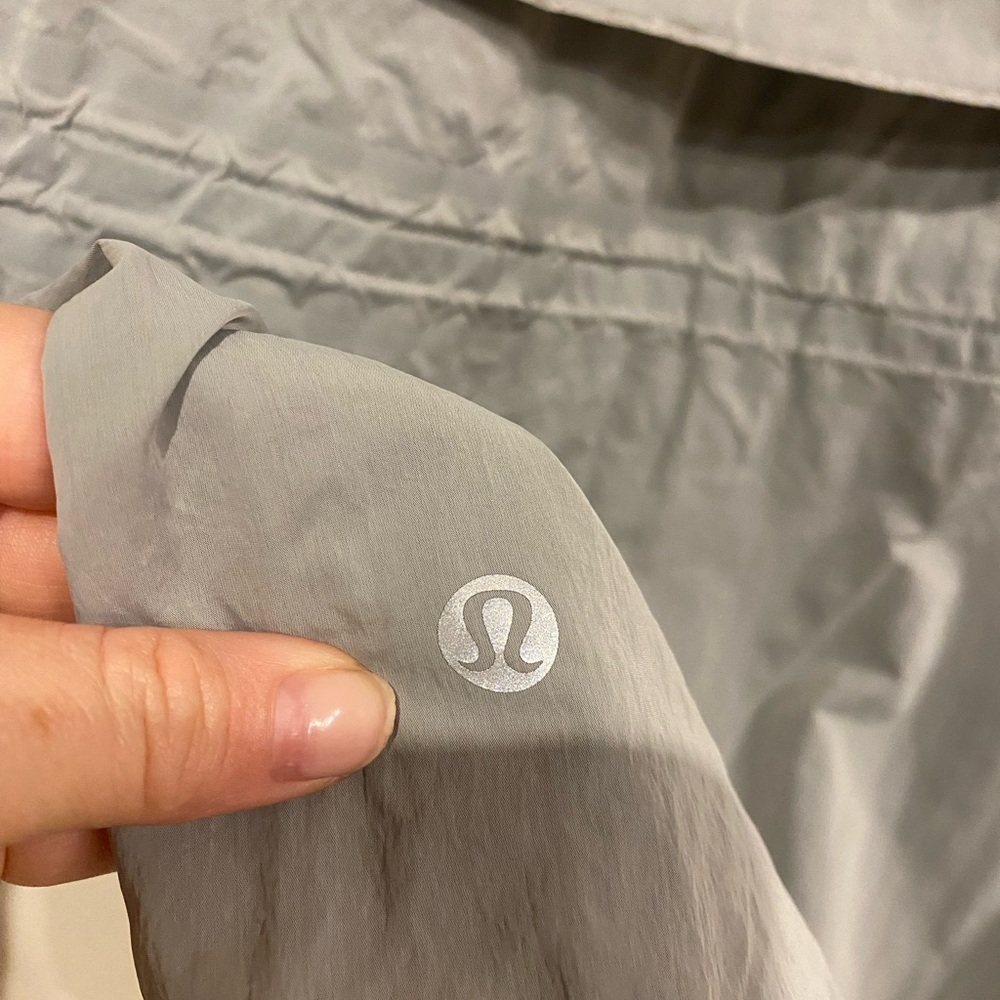 lululemon athletica Light Gray Hooded Anorak Jacket - Picture 9 of 9